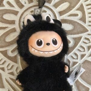 Pin for Love series “R”